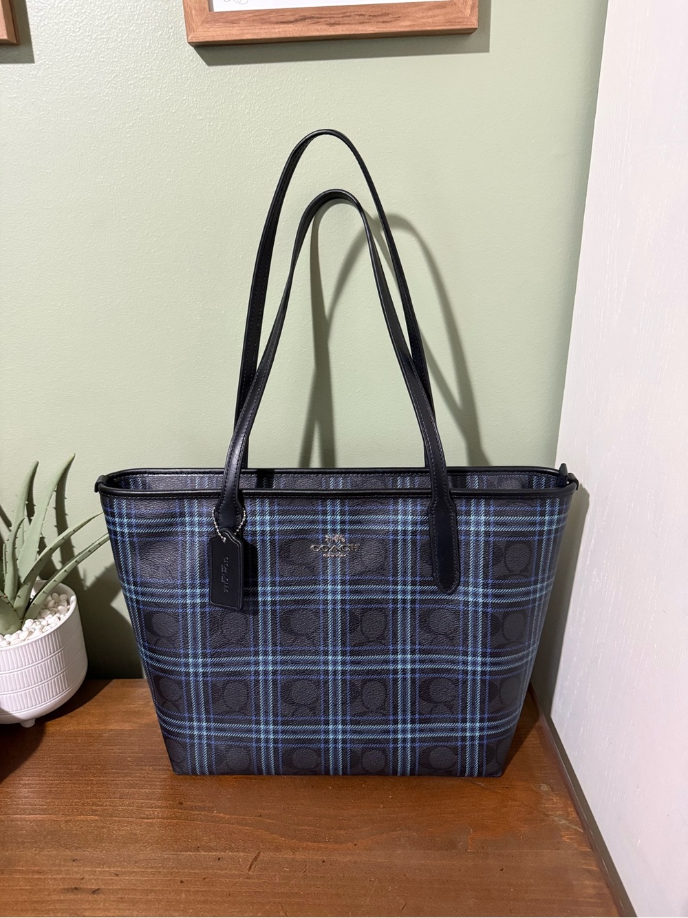 Coach Signature Shirting Black and Blue Tote Back and Wristlet. New with tags